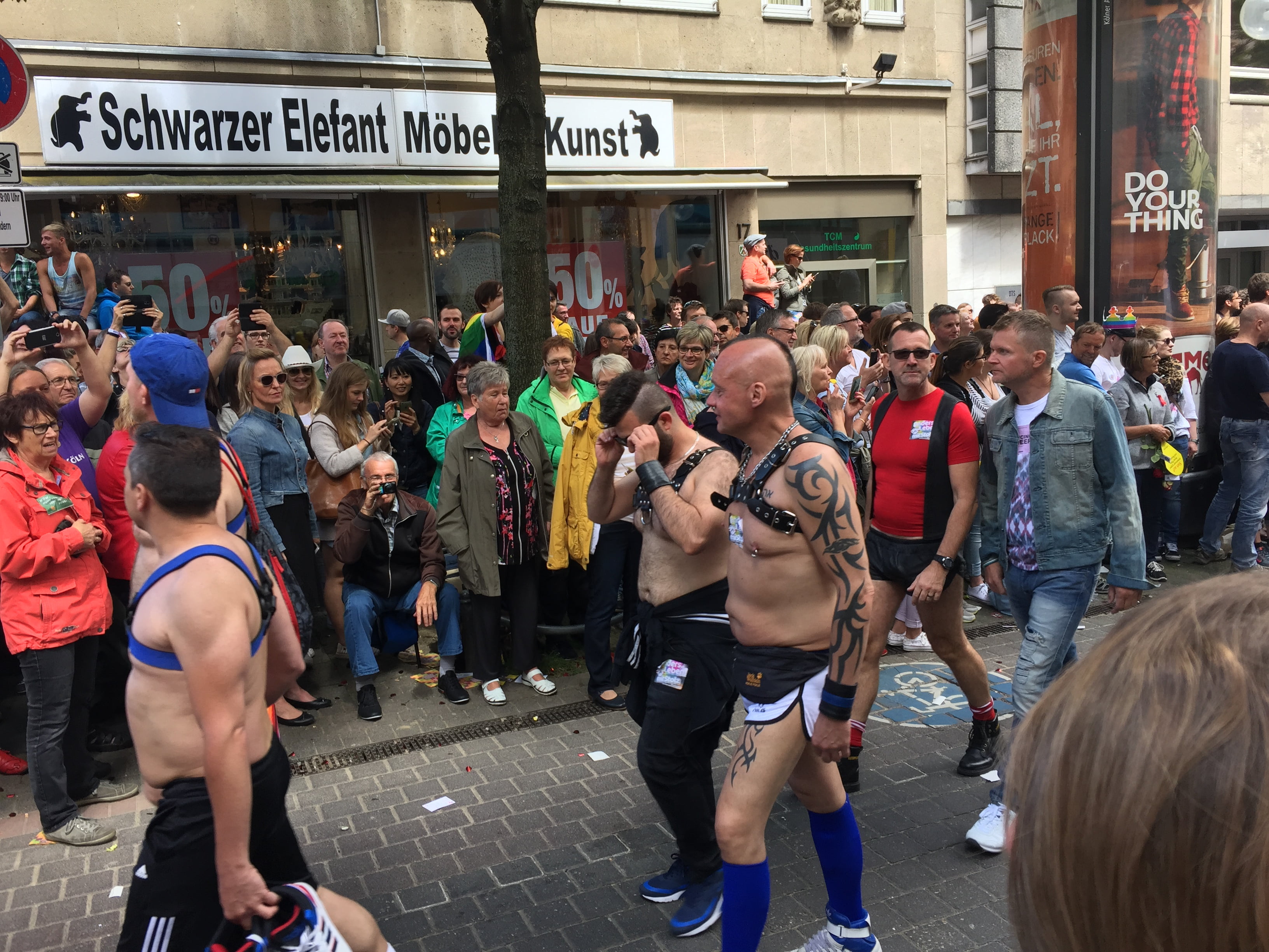 Moralische Panik: 100.000 Euro zum Schutz des CSD vor „Rechten“