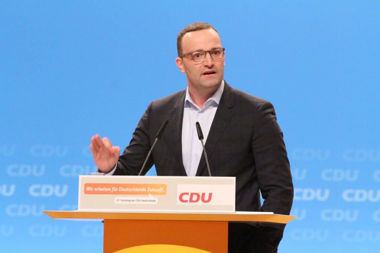 Jens Spahn will nationale Souveränität für Grenzschutz aufgeben