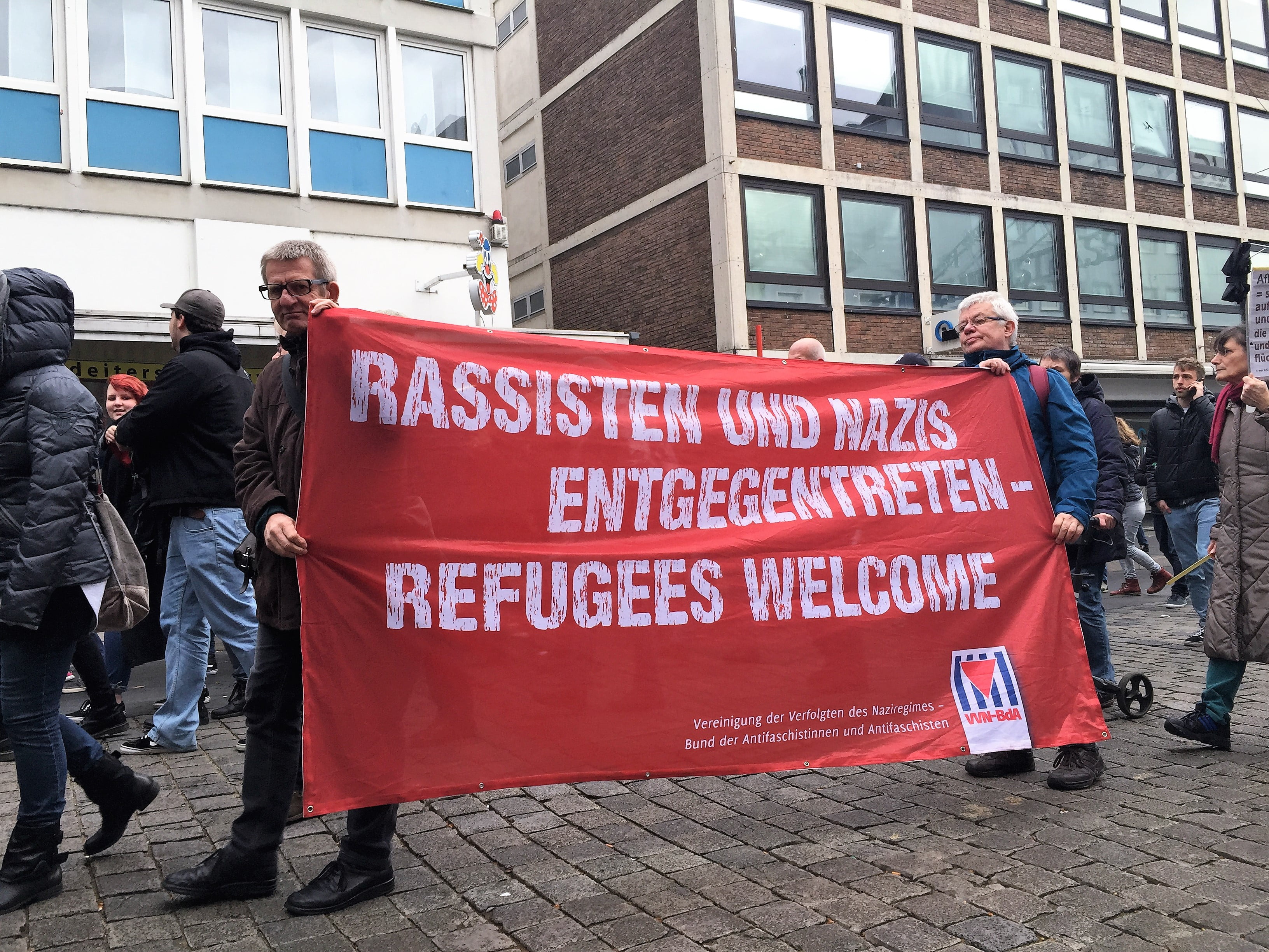 Rassismus Nazis Regugees welcome