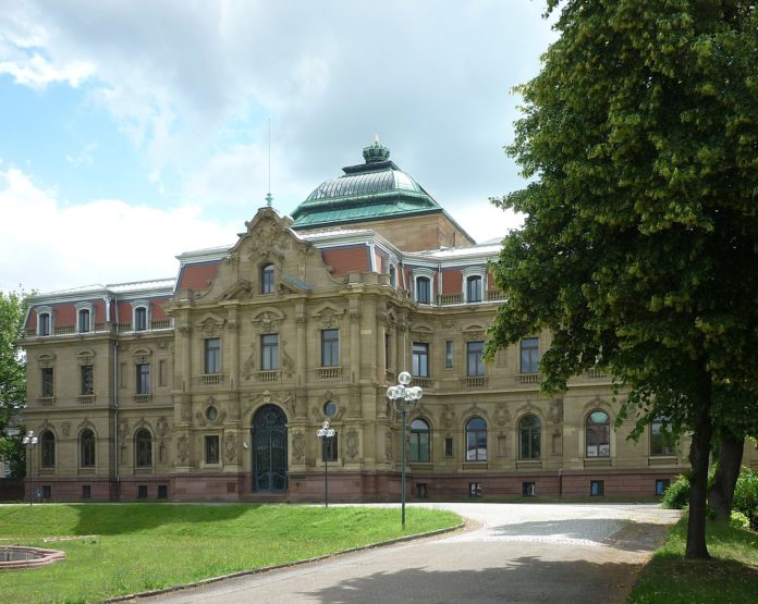 1280px-BGH_-_Palais_2