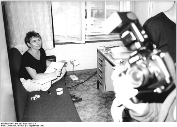 Berlin, Besetzung Stasizentrale, Bärbel Bohley