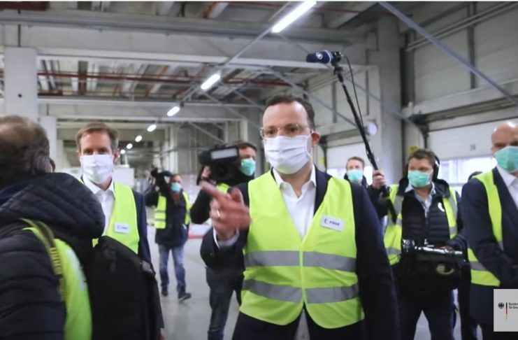 Jens Spahn und die historische Impflüge: Wann klicken die Handschellen?