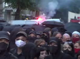 Polizeigewerkschaft warnt vor „Antifa“-Gewalt: Schluss mit der Vermummung!