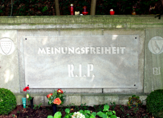 Meinungsfreiheit, digitale Filter und die Gefahr einer stillen Meinungsdiktatur Meinungsfreiheit und -vielfalt wurden zu Grabe getragen