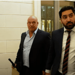 Yoko Ono verklagt Heiko Schrang