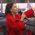 „Slava Ukraini!“ – Baerbock wegen Verwendung des Faschistengrußes angezeigt