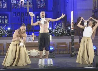 Tote Hühner in Windeln im Paderborner Dom: Jetzt gibt es wieder Steuergeld!