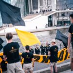 EIL: Söder flieht – Identitäre Bewegung besucht Sommer-Interview