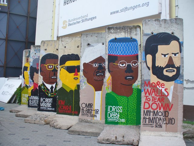 Berlin_-_More_Walls_to_Tear_Down_-_geo.hlipp.de_-_36999