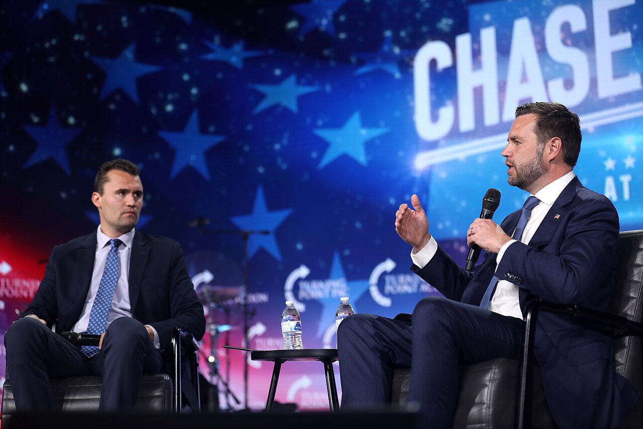 Charlie Kirk: Merz schweigt, Vance verfasst ergreifenden Nachruf