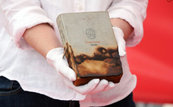 Hausdurchsuchung – Freiheitsberaubung – Diktatur – Krieg