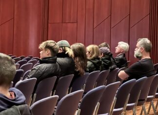 Überraschung in Friedrichshafen: AfD diskutiert mit „Antifa“