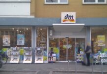 dm-Drogeriemarkt-Chef: Auch mit AfD sprechen!