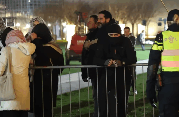 Angriffe auf Juden in Amsterdam: „Werft die Zionisten in den Kanal!“