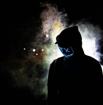 Shisha-Bar: Vier Polizisten dienstunfähig geprügelt