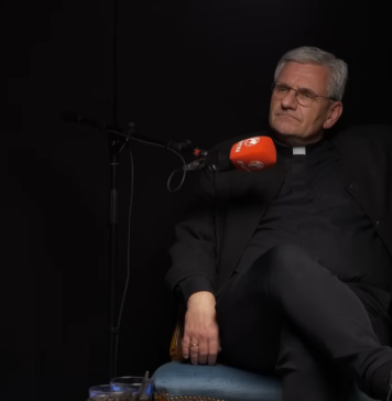 Kölner Weihbischof Schwaderlapp: Dämonen existieren!