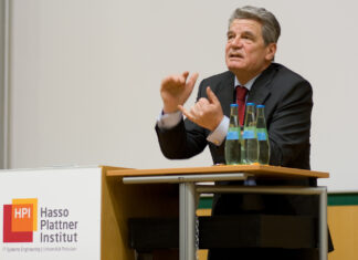 Herr Gauck, lernen Sie von den Ostdeutschen „wie Demokratie geht“!