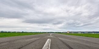 Flüchtlingsunterkunft: Großeinsatz der Polizei auf dem Tempelhofer Feld