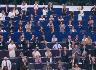 Neue Rückführungsverordnung: „Send them back“-Chöre im EU-Parlament