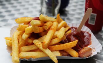 EU-Klimawahn-Terror: Currywurst mit Pommes verboten