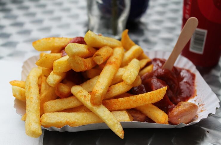 EU-Klimawahn-Terror: Currywurst mit Pommes verboten