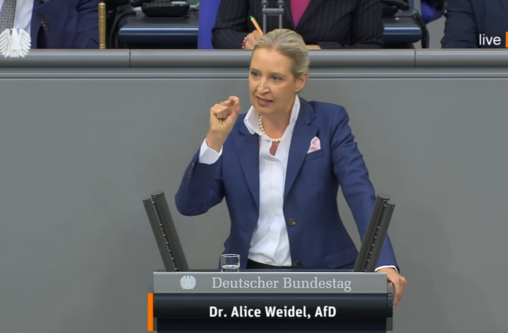 Standing Ovations für Alice Weidel nach Bundestagsrede gegen Merz