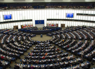 Vorwand Kinderschutz: Die EU beschließt anlasslose Chatkontrolle