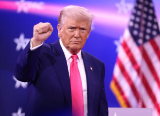 Trump droht jetzt sogar Oman: Ist der Iran-Krieg für die USA bereits verloren?