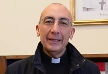 Kardinal Reina verweigert Freimaurer katholisches Begräbnis