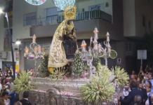 Ceuta entdeckt sein katholisches Immunsystem wieder: „¡Viva Nuestra Señora de África!“