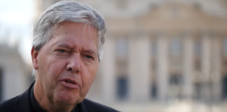 Niederländischer Bischof geht Leo XIV. hart an: Heil der Seelen statt endlose Kommissionen!