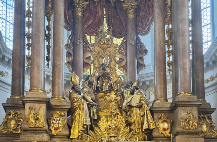 „Maria mit dem Kinde lieb“ – Aufnahme in die Maria-Hilf-Bruderschaft am Alten Peter