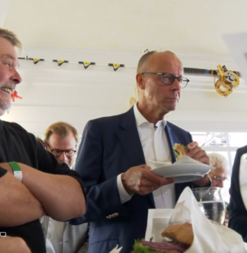 „Pfui, hau ab!“ – Jetzt versteckt die CDU ihren Kanzler vor den Bürgern