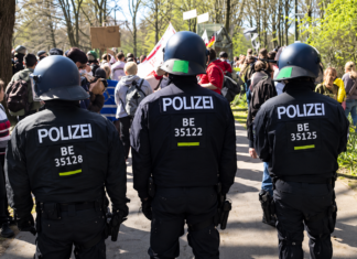 Deutschenhass in Uniform: Brisante Vorwürfe gegen Berliner Polizisten