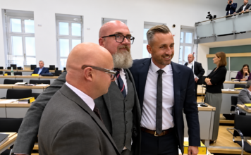 Brandmauer mit immer mehr Rissen: Wählten CDU-Abgeordnete sogar Tillschneider?